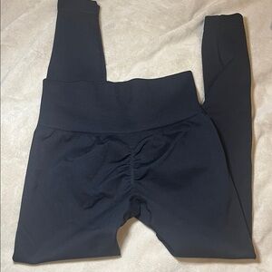 Butt scrunch leggings